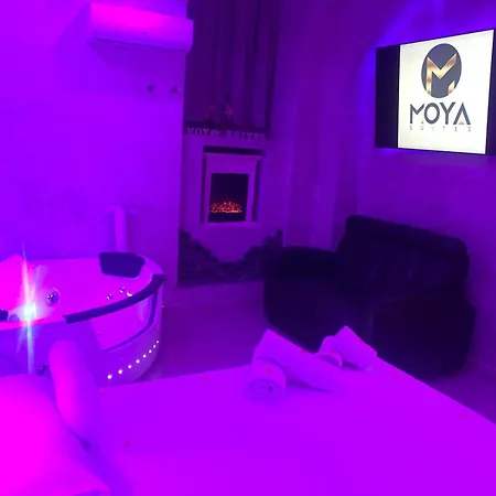 Moya 2 - In *